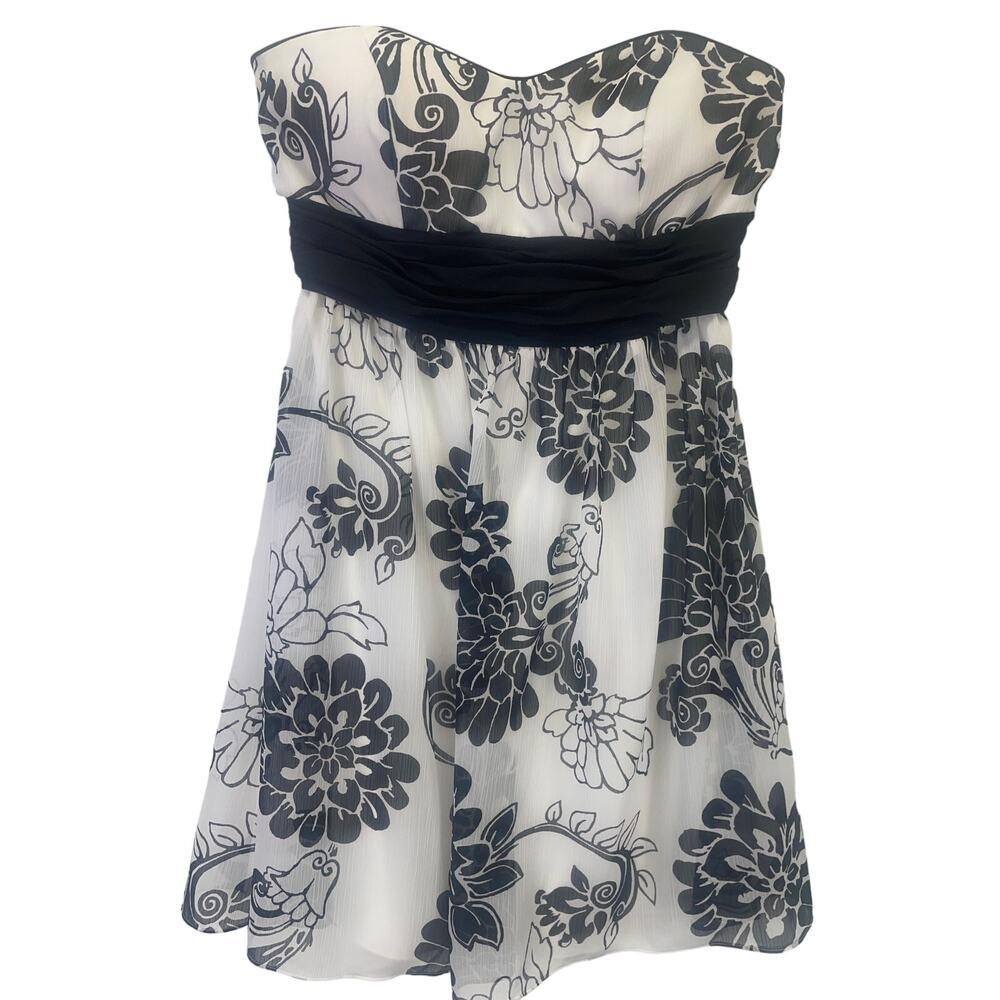 White House Black Market Sleeveless Princess Empire Waist Floral White/Blk Sz 8 - Picture 5 of 11